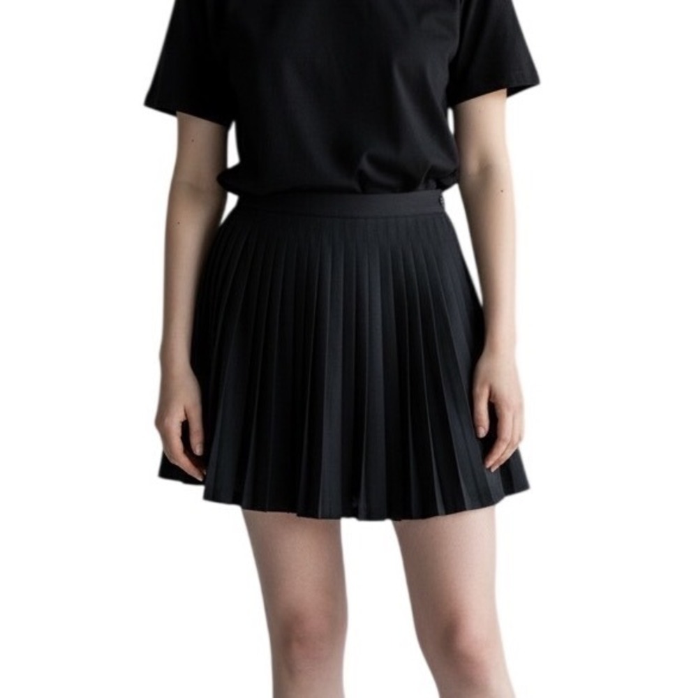 Mexx Europe Black Pleated Mini Skirt Size 7/8